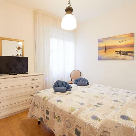 Appartamenti Dell'Arco Finale Ligure Luaran gambar