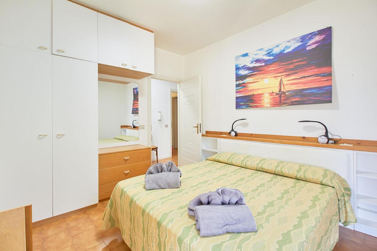 Appartamenti Dell'Arco Finale Ligure Luaran gambar